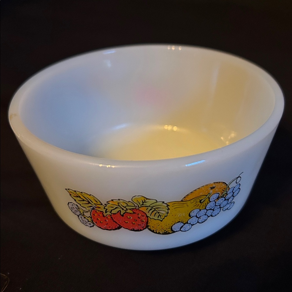 Anchor Hocking Custard Dessert Fruit Pattern Bowl